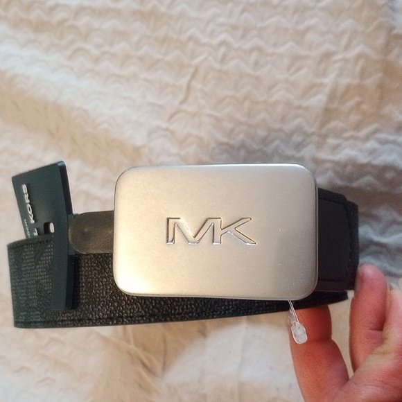 Michael kors men's logo belt - Picture 6 of 6